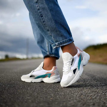 ADIDAS FALCON COLORES